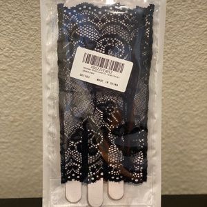 Women Short Lace Gloves Fingerless